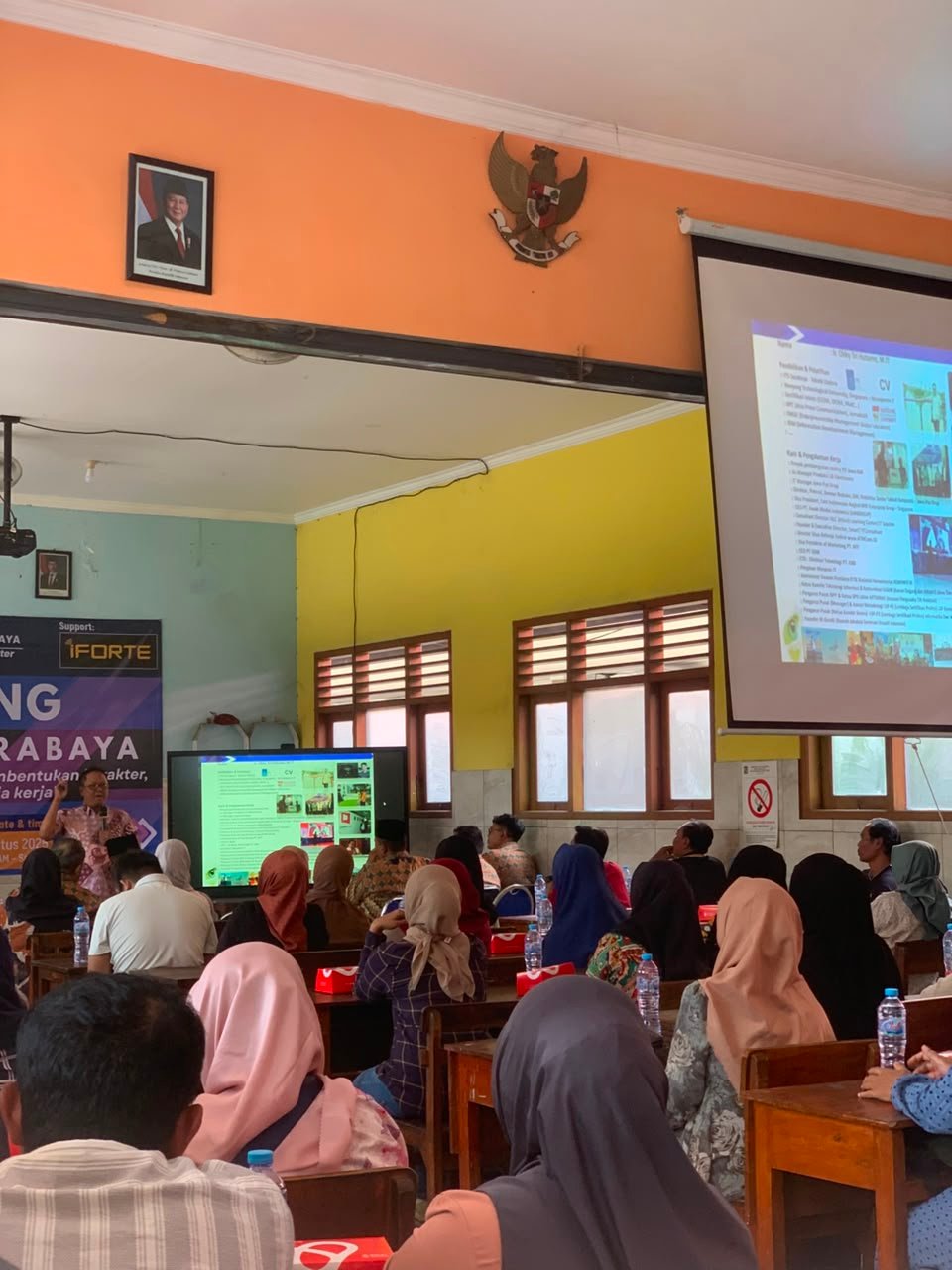 SMK KAL - 2 Surabaya Sukses Gelar Kegiatan Parenting Taruna/Ni Tahun Ajaran 2026/2027